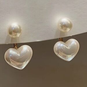 💜3/$30 Retro Faux Pearl Love Heart Dangling Earrings Studs Removable Heart